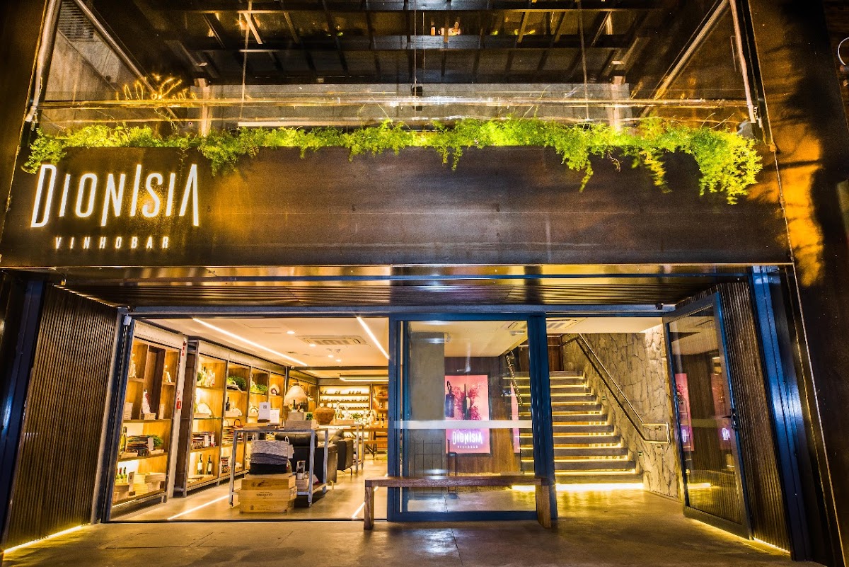 Dionisia Vinhobar E Restaurante